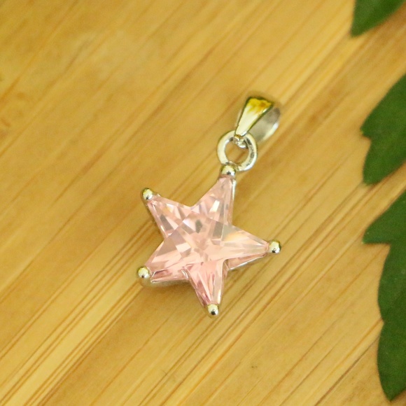 Teeda Jewelry - 925sterlingsilver star pendant pink cubic zirconia